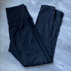 Black lululemon leggings